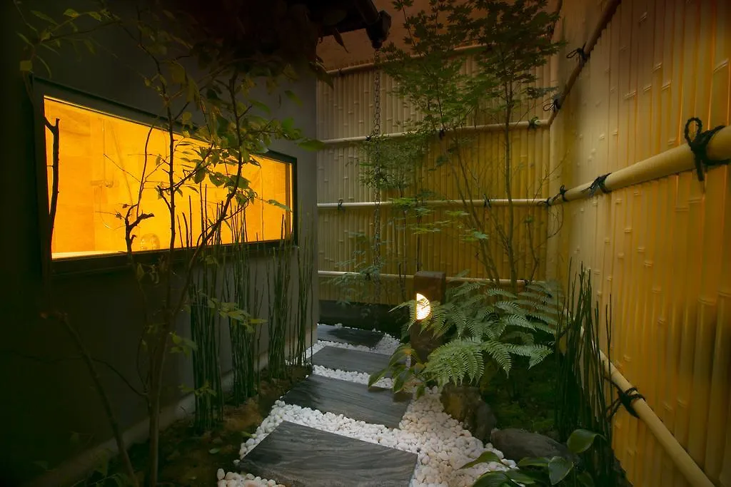 Hosta Nijo Sen Holiday home Kyoto 0*,