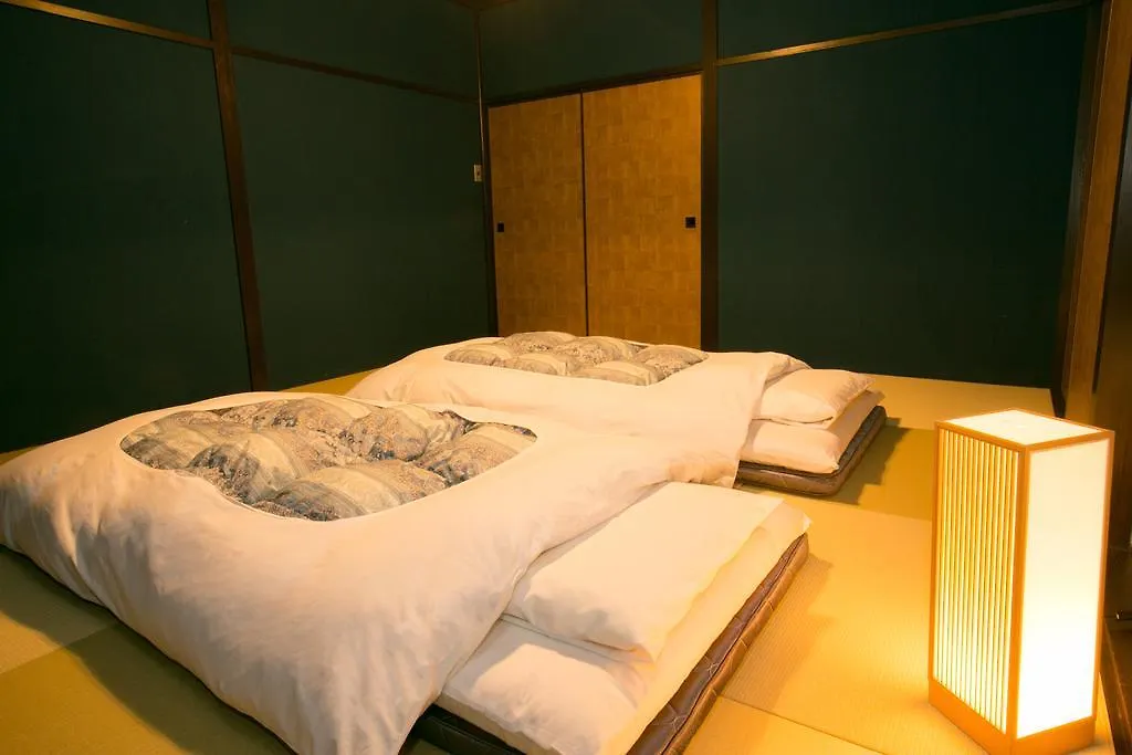 Hosta Nijo Sen Holiday home Kyoto 0*,  Japan