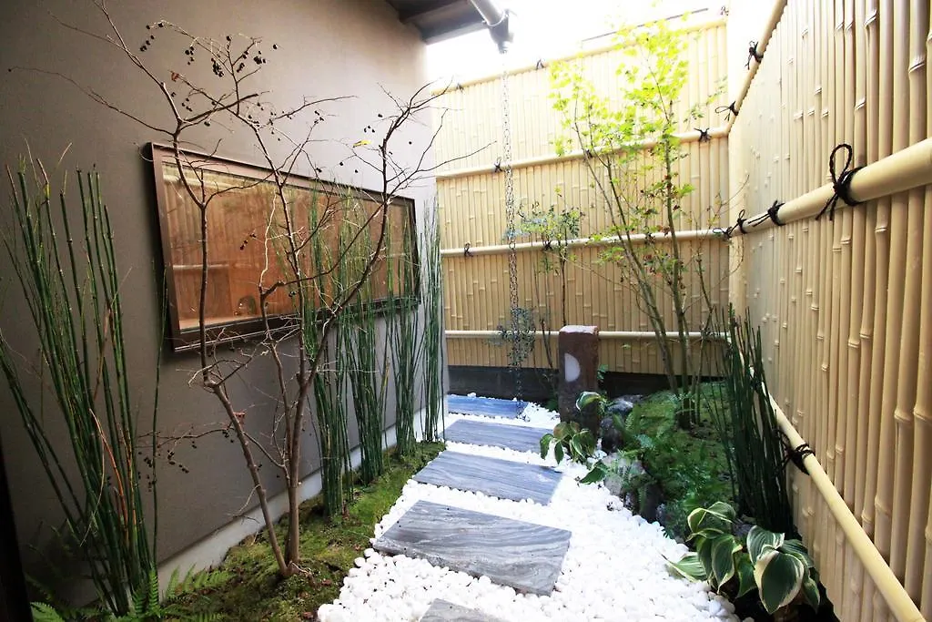 Hosta Nijo Sen Holiday home Kyoto 0*,