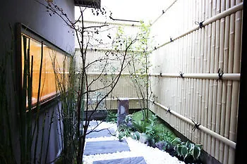 Hosta Nijo Sen Holiday home Kyoto