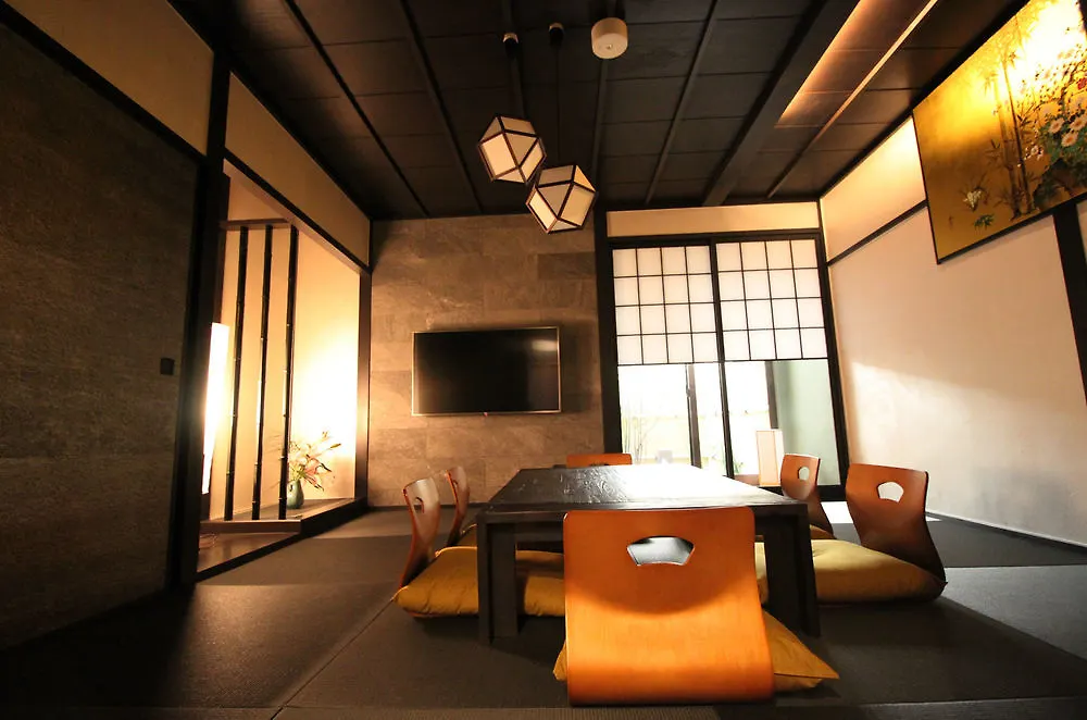 Hosta Nijo Sen Holiday home Kyoto