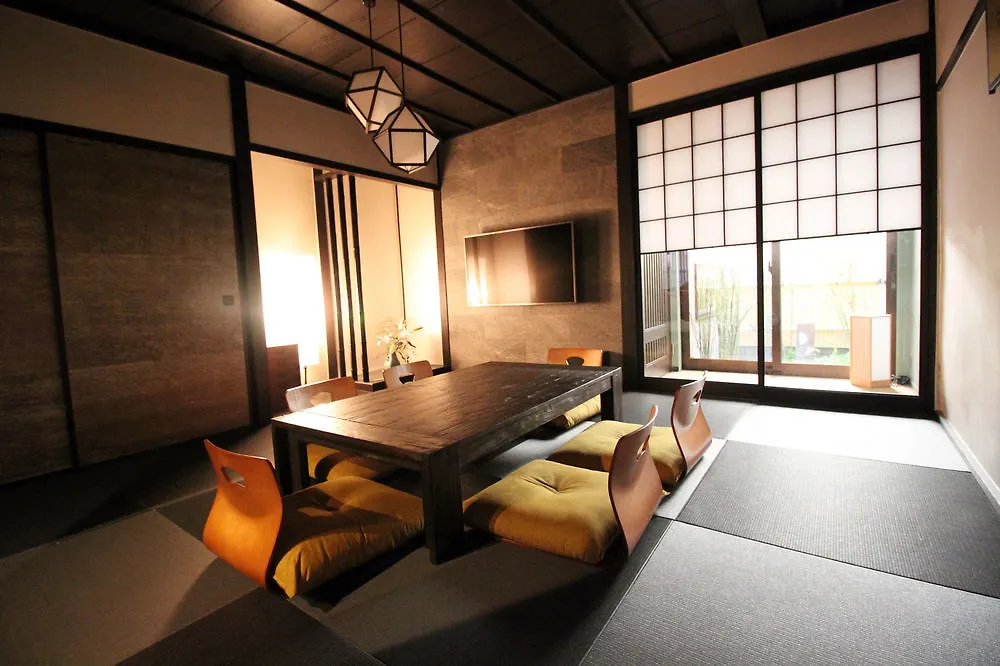 Hosta Nijo Sen Holiday home Kyoto 0*,