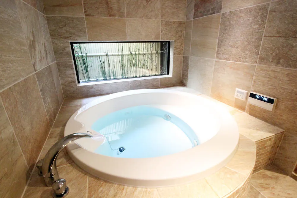 Hosta Nijo Sen Holiday home Kyoto 0*,  Japan